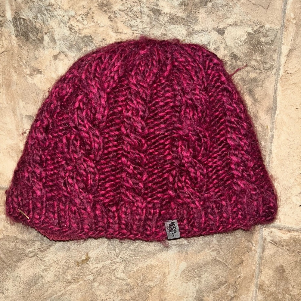 The North Face Minna Cable Knit Beanie Mulberry Insulated Youth Size
